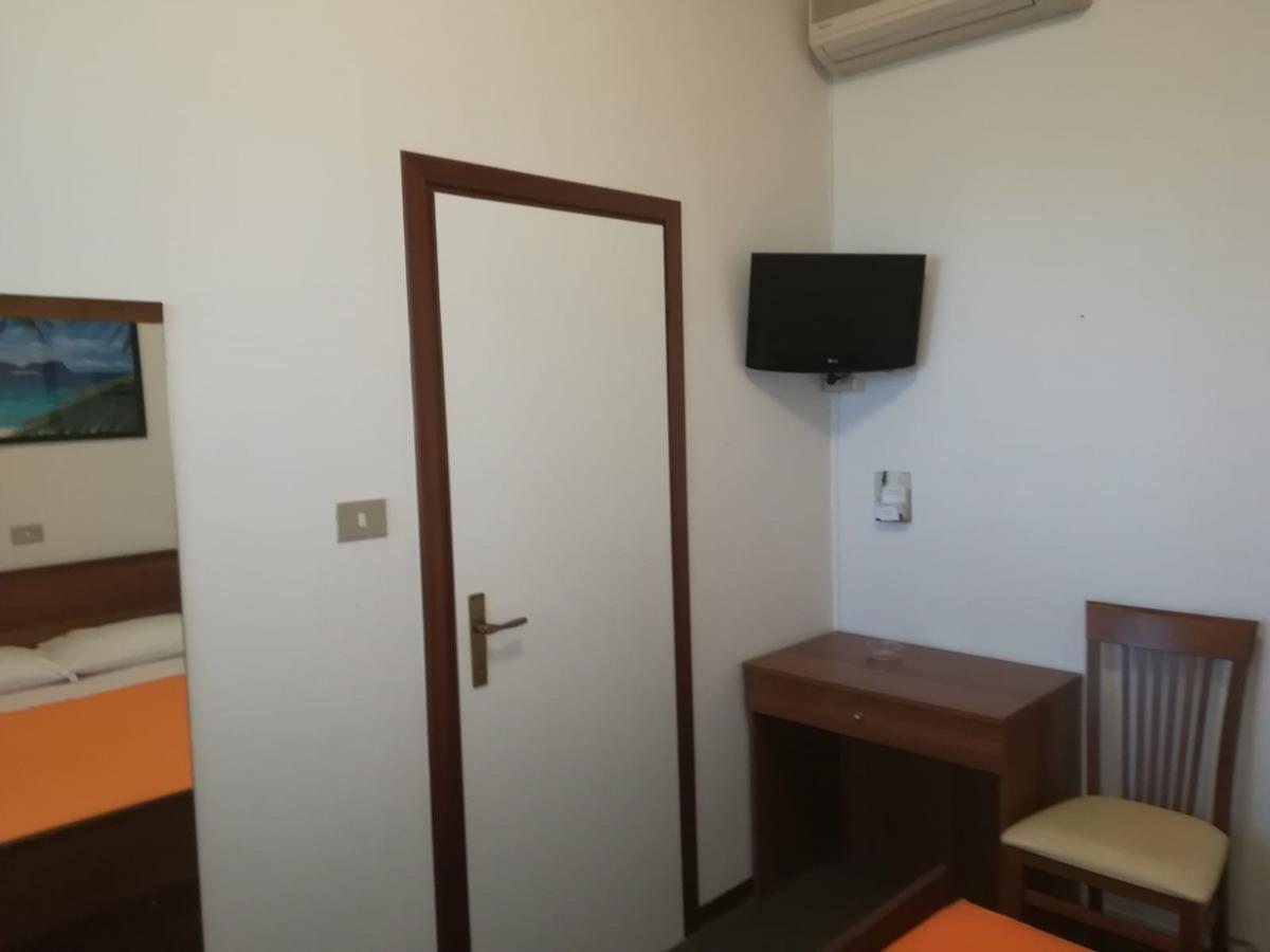 Hotel Tuscolano Bologna Esterno foto